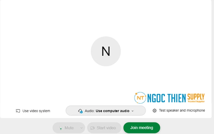 Bạn cần nhập tên cần hiển thị trong cuộc họp và địa chỉ email của bạn
