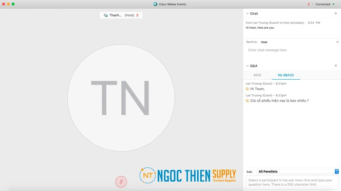Người tham gia có thể chat với host/panel list/ presenter trong mục Chat, hoặc thực hiện hỏi câu hỏi theo mục Q&A