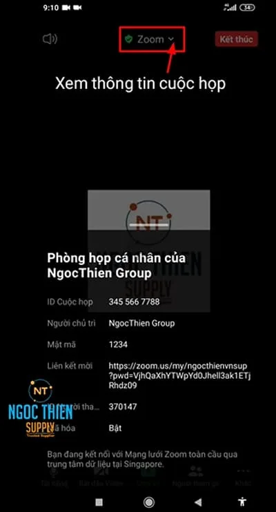 Cách bắt đầu cuộc họp trên Zoom Meeting bằng điện thoại Android 25 năm 2025 Chọn nút Zoom ở chính giữa màn hình khi bạn muốn xem thông tin cuộc họp