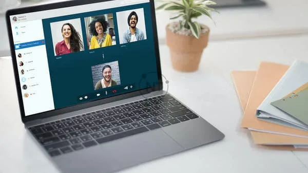 Học sinh có thể làm việc cùng nhau trong các nhóm nhỏ để hỗ trợ nhau trực tuyến