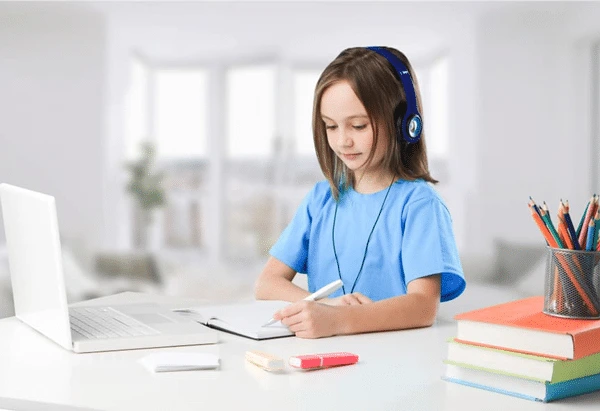 lợi ích bất ngờ của việc học trực tuyến trong mùa dịch