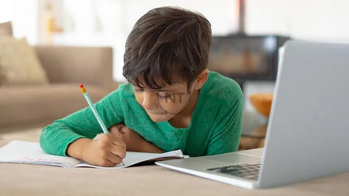 Tips thần thánh giúp bạn không còn "chán học Online" qua Zoom