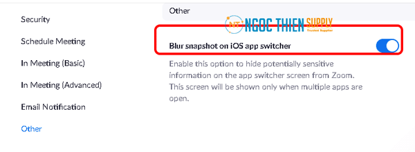 Cách bật "Blur snapshot on iOS app switcher" trên Zoom