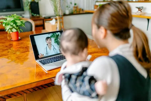 dõi bệnh nhân Covid tại nhà qua Zoom