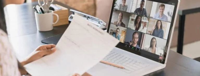 Kích hoạt và tùy chỉnh phòng chờ trên Zoom