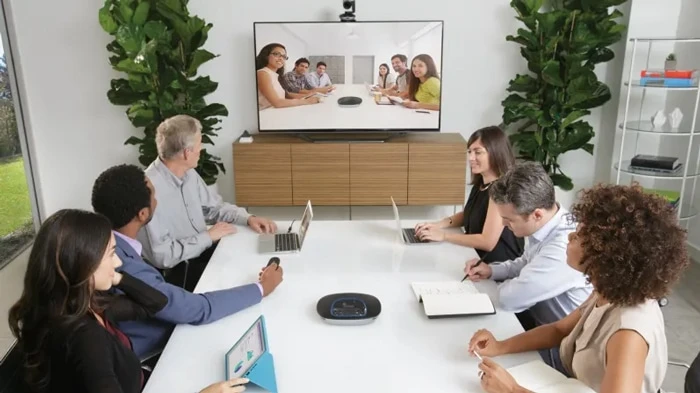 Các tính năng bổi bật của Logitech Group 
