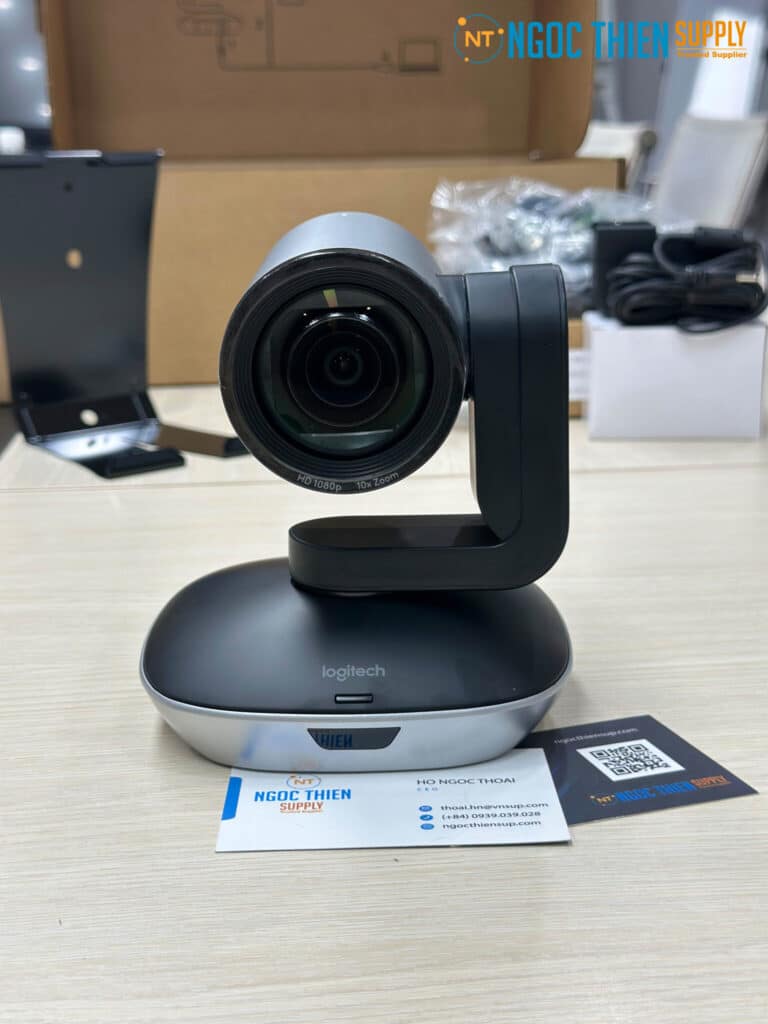 Webcam Logitech PTZ Pro 2-01