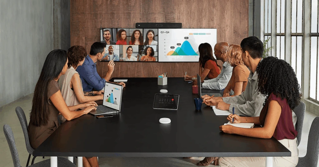 Phòng họp vừa_ Cisco Room Bar Pro