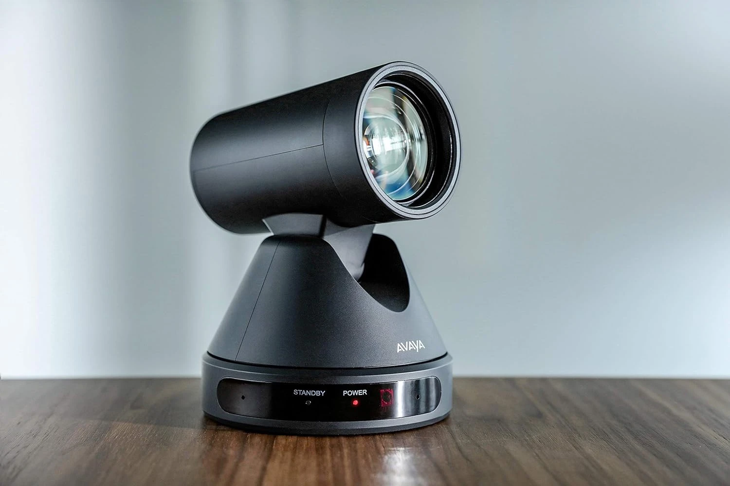 camera hội nghị avaya hc050 là gì