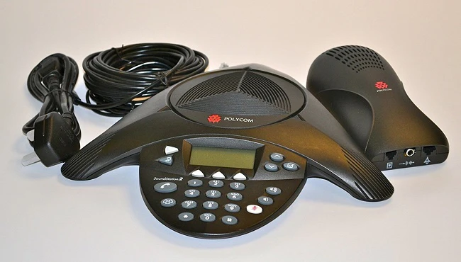 điện thoại polycom soundstation2