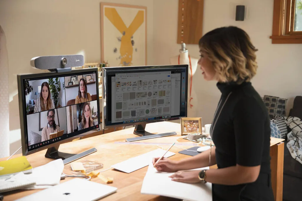 thiết bị hội nghị poly Studio P15