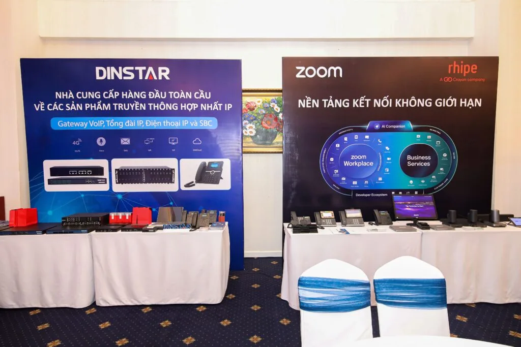 Thương hiệu Dinstar và Zoom
