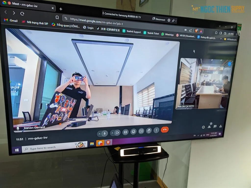 hình ảnh lắp đặt camera hội nghị video AVer VB130 (2)