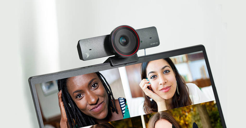 so sánh camera tích hợp và camera ngoài