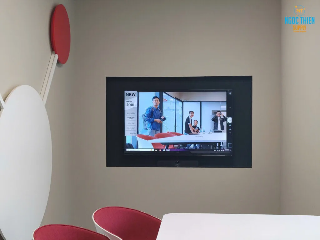 lắp đặt thiết bị hội nghị logitech meetup2 cho công ty cổ phần rikkeisoft