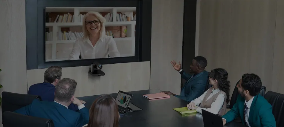 yealink uvc84 cần được kết hợp với các thiết bị khác để có thể mang lại chất lượng âm thanh tốt nhất