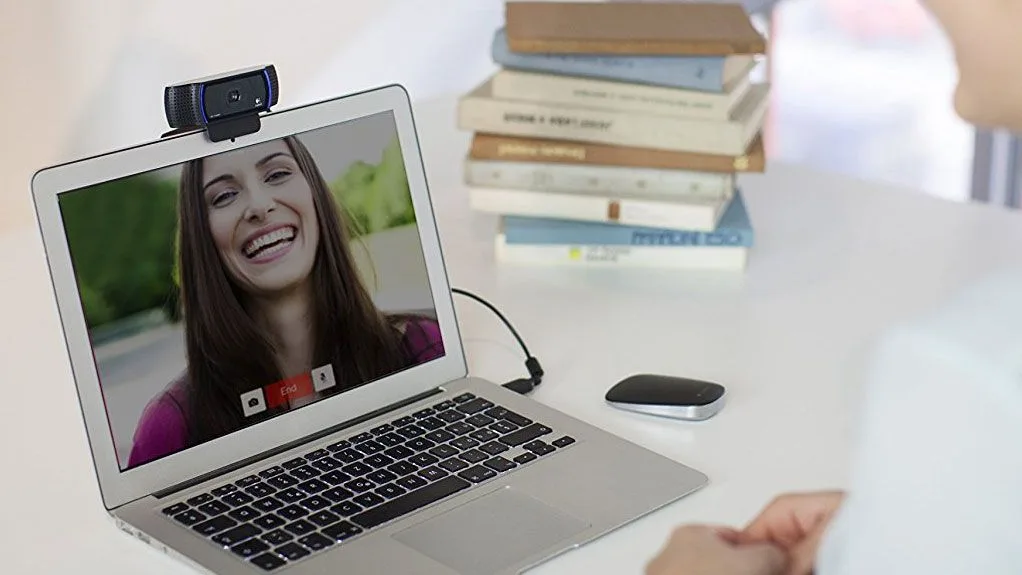 cách lựa chọn webcam logitech tốt nhất cho bạn