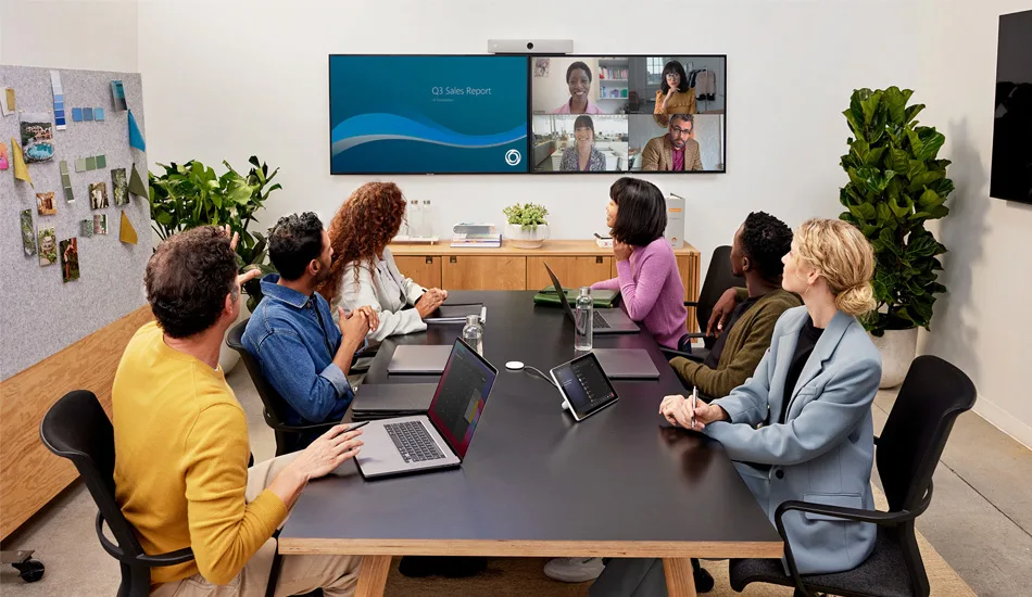cisco webex room bar là camera 4K có chức năng đóng khung thông minh và theo dõi loa.