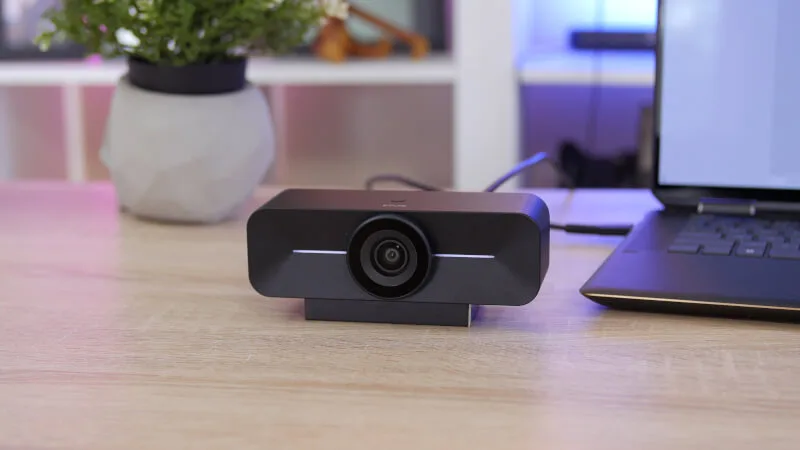 chỉ cần cắm cáp USB-C vào PC hoặc hub, epos expand vision 1m đã sẵn sàng hoạt động