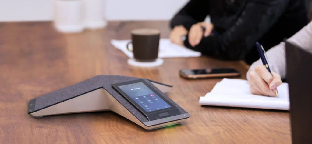 điện thoại hội nghị cho phòng họp huddle