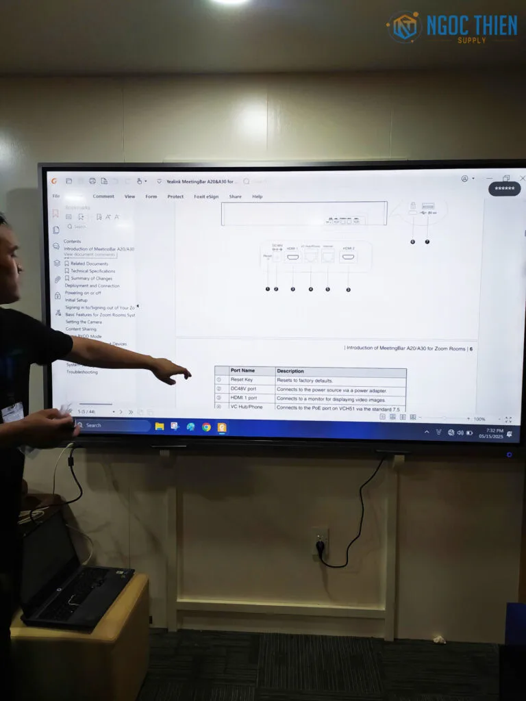 Chạy thử thiết bị màn hình tương tác Hikvision DSD5C86RBA