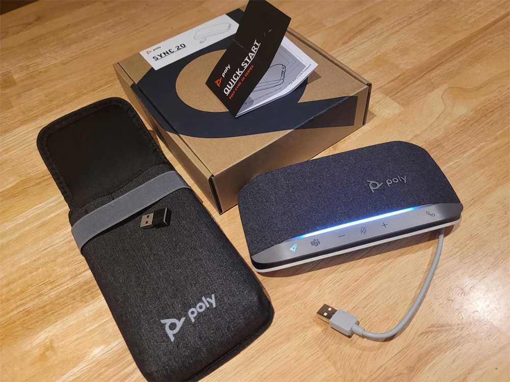 mở hộp sản phẩm poly sync 20