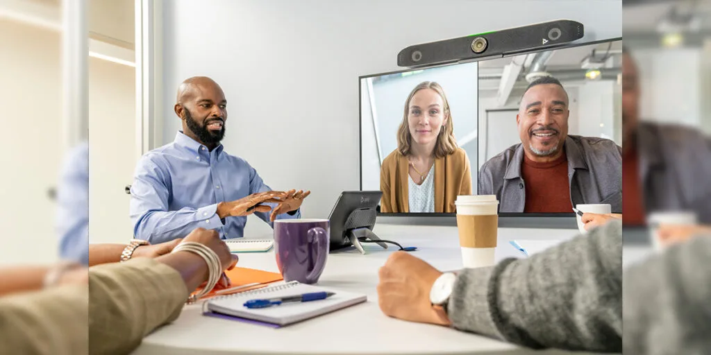 Poly Studio X52 được thiết kế để plug-and-play dễ dàng triển khai và sử dụng