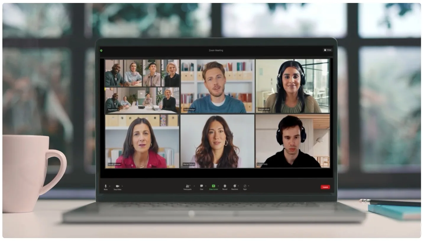 chế độ dynamic compasition trong zoom