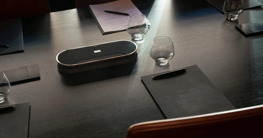 EPOS EXPAND 80 được thiết kế tinh tế, tối ưu không gian