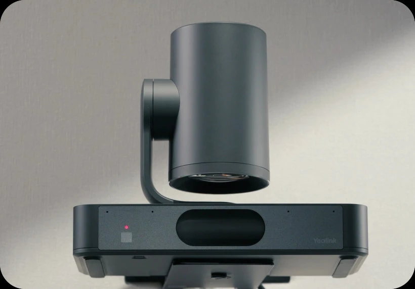 Yealink SmartVision 80 bảo vệ quyền riêng tư của bạn với màn trập bảo mật tự động