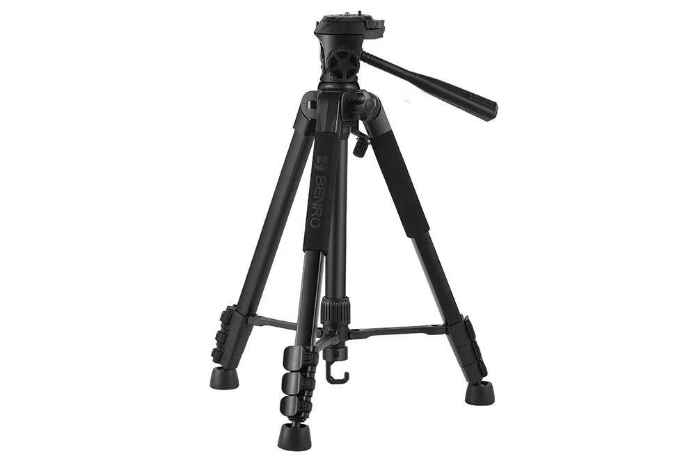 chân máy ảnh Tripod Benro T691 có thiết kế 4 đoạn chân