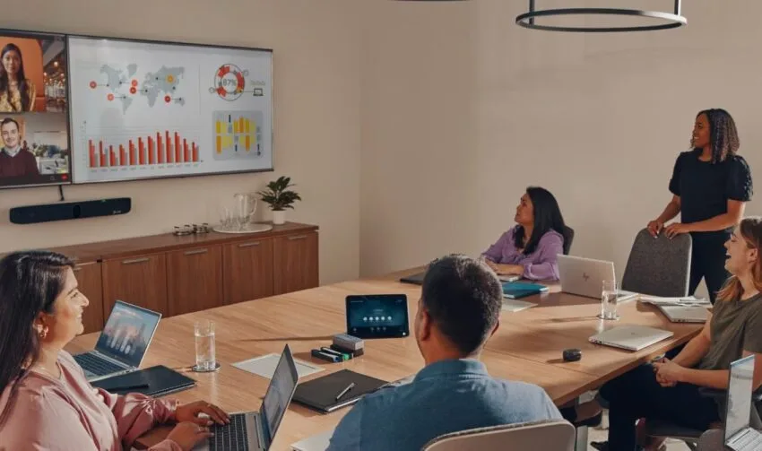 tính năng Sound Reflection Reduction trên poly studio x