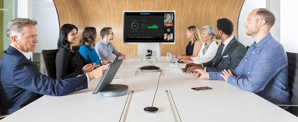 Webcam hội nghị truyền hình Logitech Group là gì
