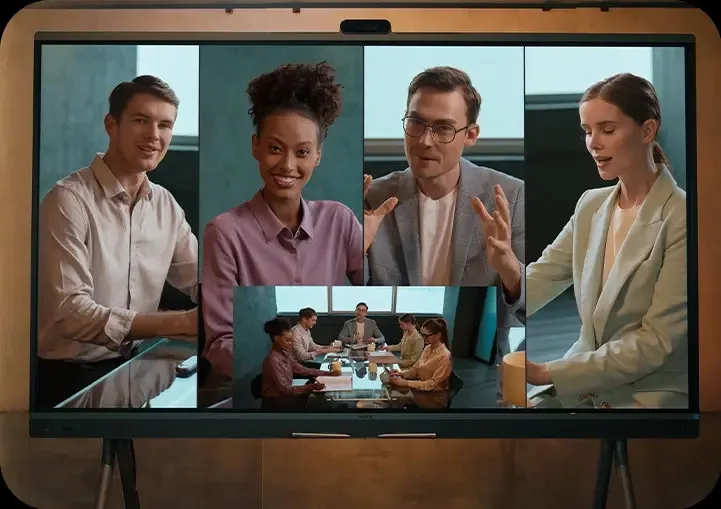 Chế độ 4 khung hình độc lập kèm Room View