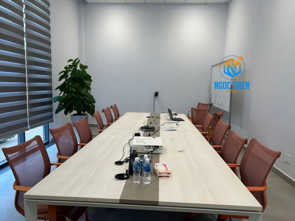 ngọc thiên lắp đặt thiết bị hội nghị Logitech Group cho Công ty TNHH Kurz Việt Nam