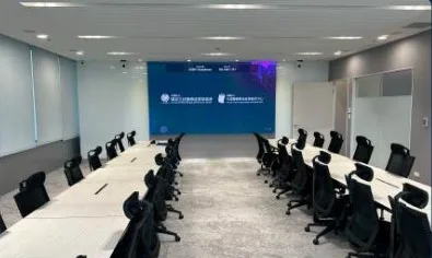 astros và lựa chọn dành cho phòng họp lớn