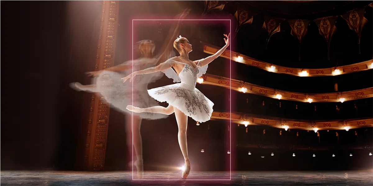 chế độ presenter mode cho phép người thuyết trình di chuyển ra khỏi sân khấu để tương tác với khán giả trong khi camera vẫn duy trì khả năng theo dõi liền mạch